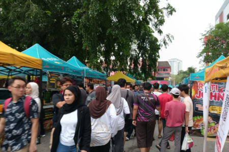 Bazaar Ramadan TTDI: Pesta Makanan yang Membuat Anda Berselera Serta-merta!