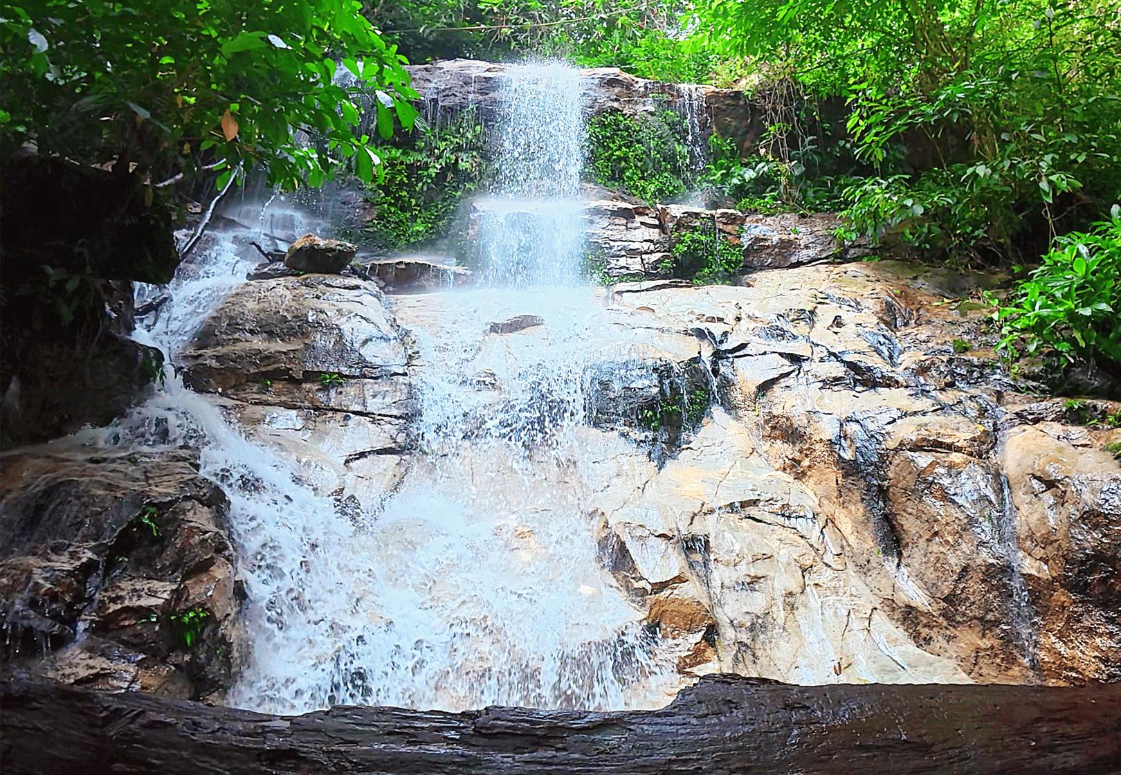 Kemensah Waterfalls - Image 3