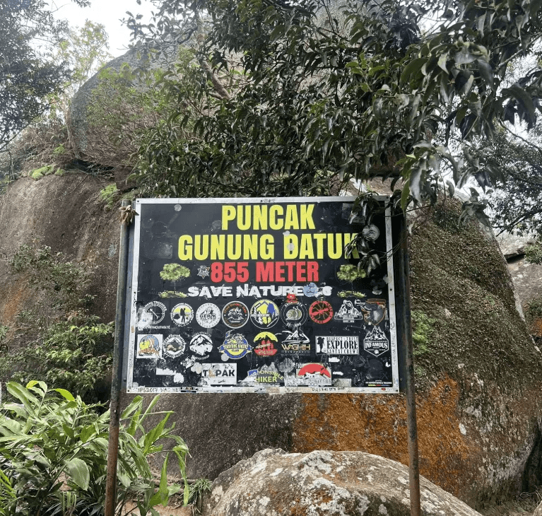 Gunung Datuk - Image 12
