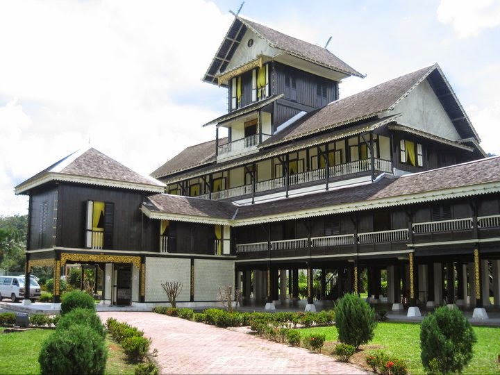 Seri Menanti and Kuala Pilah Royal Heritage Trail